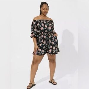 Torrid Black Floral Off-Shoulder Romper size 3